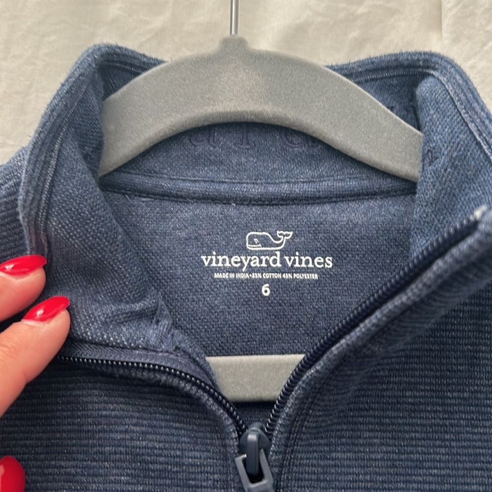 Vineyard Vines Boys Swearter - Picture 2 of 4